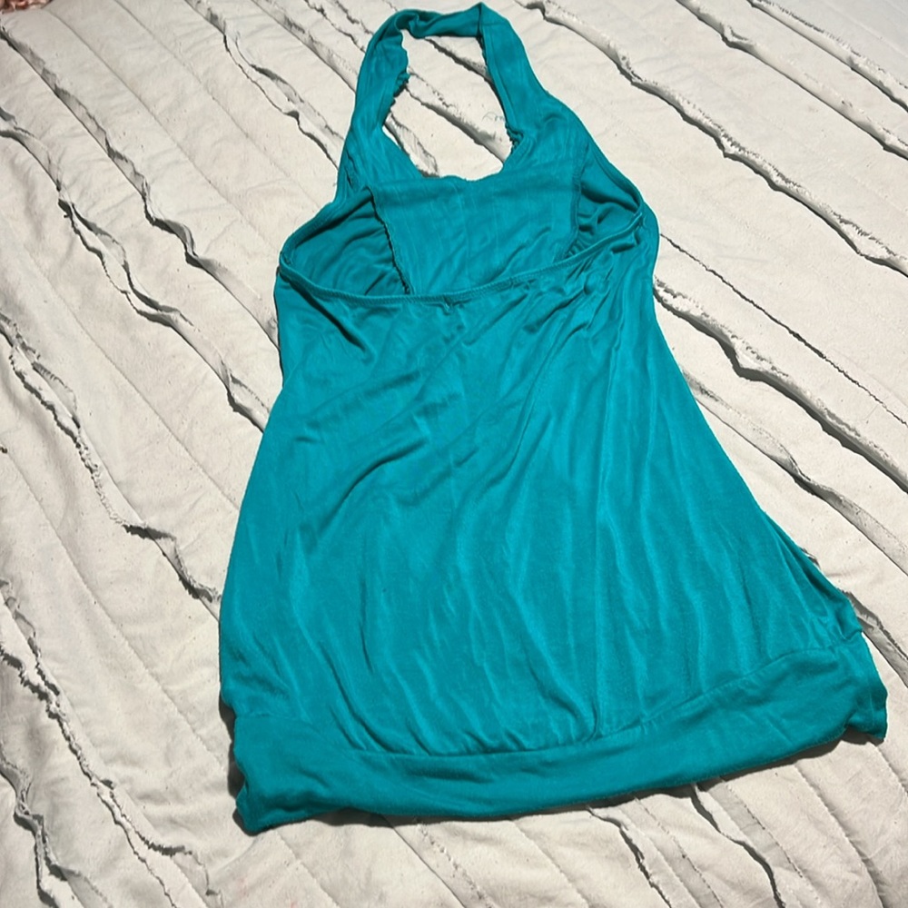 Halter Too - Picture 2 of 2